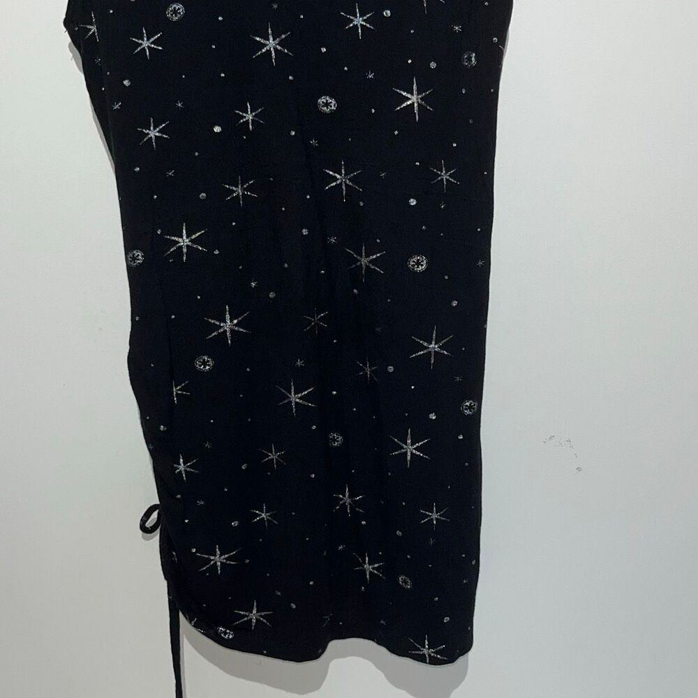 Star Wars Women's Black White Star Cinched Crew Neck Sleeveless Tunic Top Small - Picture 8 of 9
